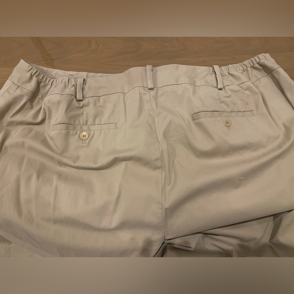 Talbots Heritage Khaki Chinos - Picture 3 of 11